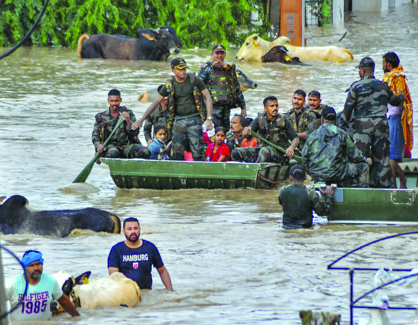 River Ravi floods in 2025, Lahore flood evacuation, Pakistan monsoon floods